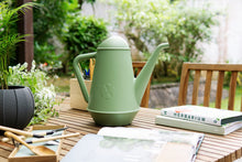 Load image into Gallery viewer, Butler Watering Can 6L