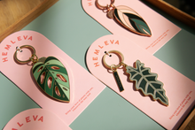 Load image into Gallery viewer, Begonia Maculata Keychain